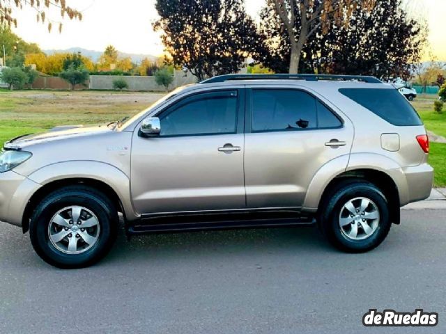Toyota Hilux SW4 Usado en Mendoza, deRuedas