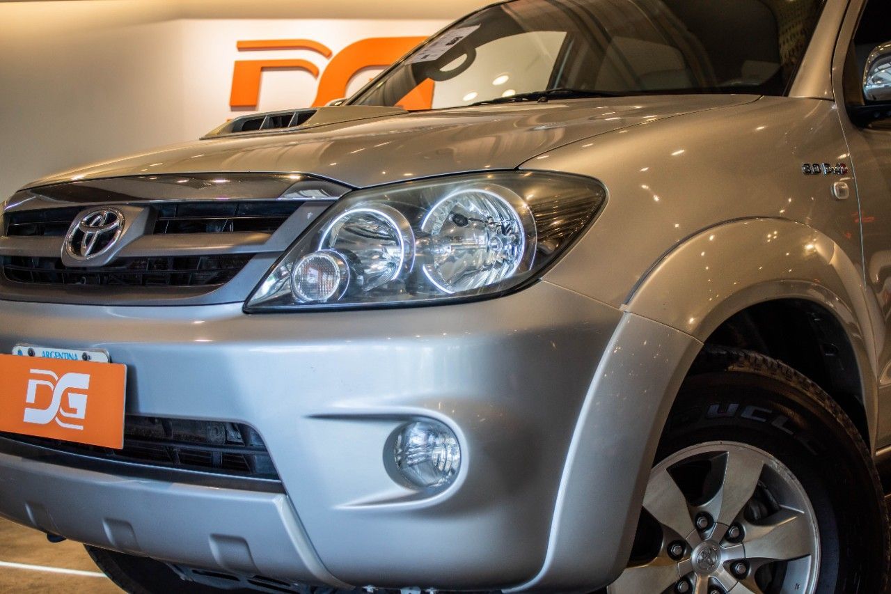 Toyota Hilux SW4 Usado en Córdoba, deRuedas