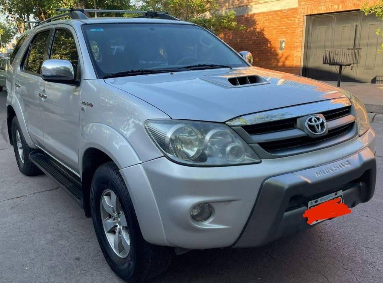 Toyota Hilux SW4 Usado en Mendoza, deRuedas