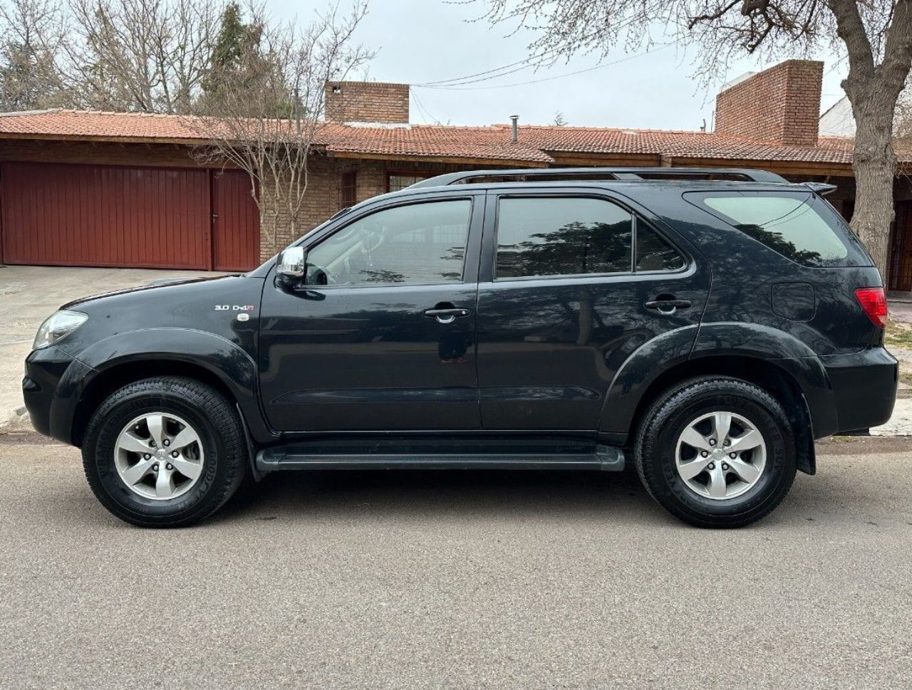 Toyota Hilux SW4 Usado en Mendoza, deRuedas