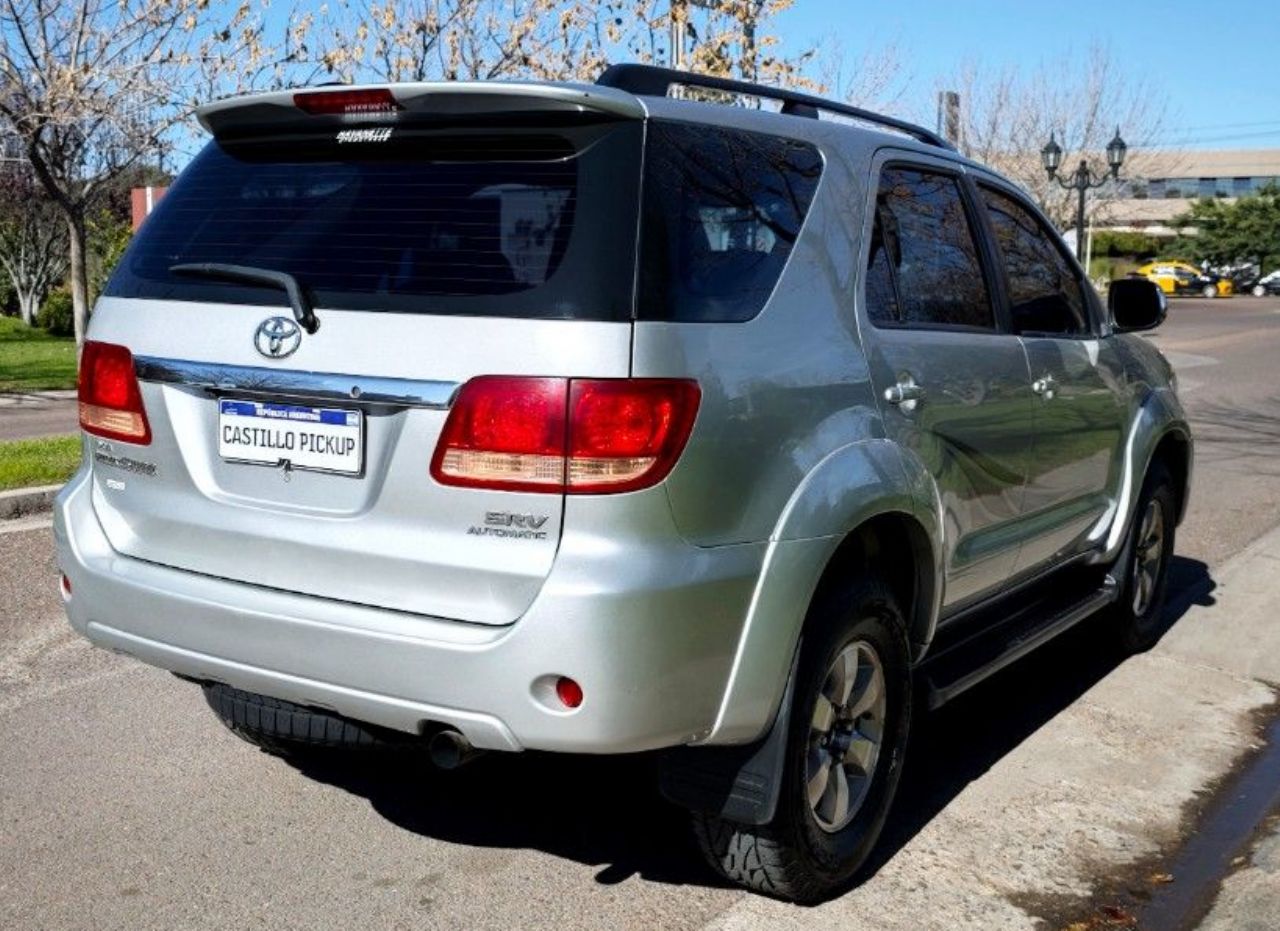 Toyota Hilux SW4 Usado Financiado en Mendoza, deRuedas