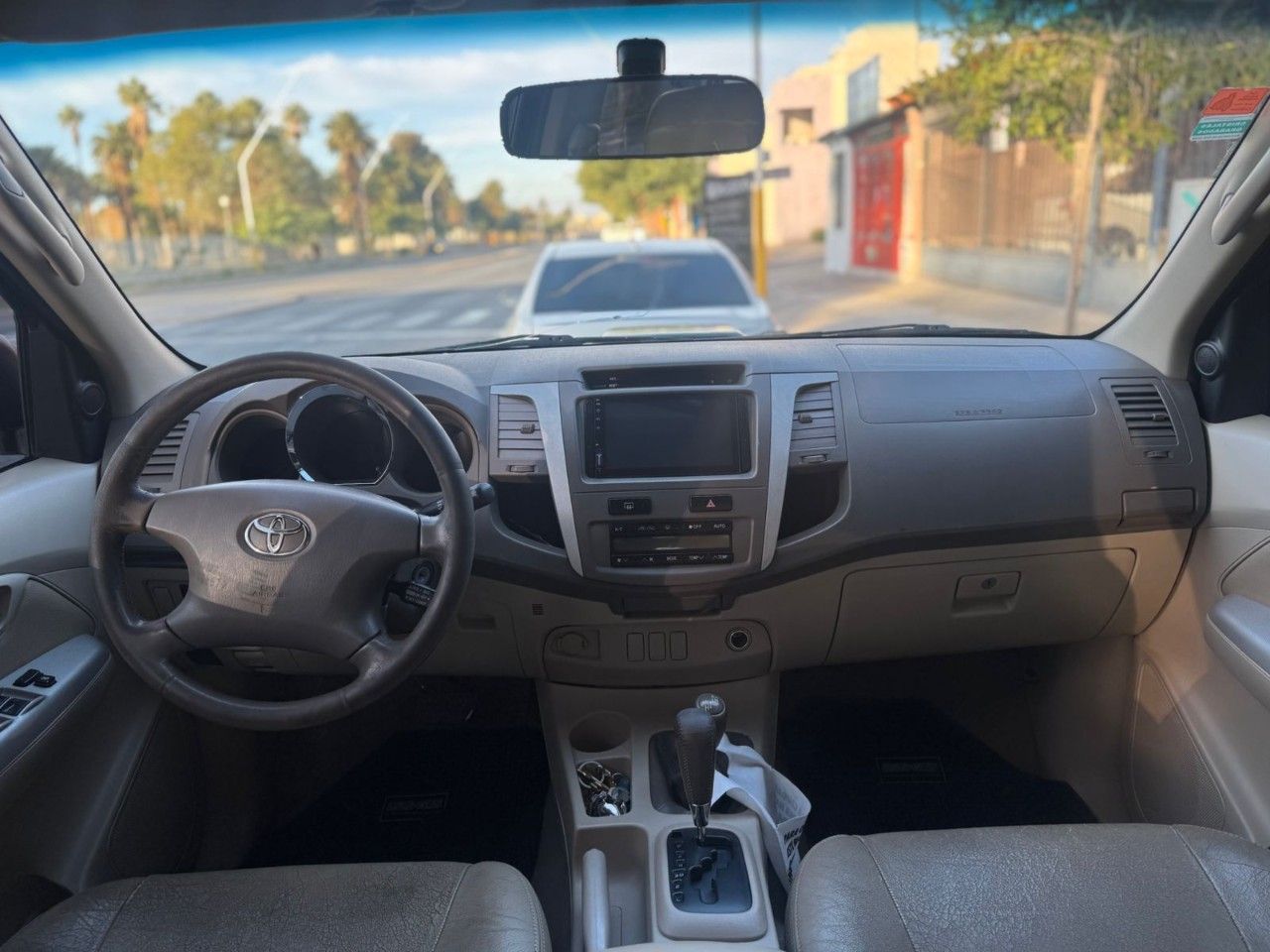 Toyota Hilux SW4 Usado Financiado en San Juan, deRuedas