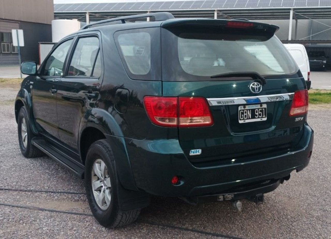 Toyota Hilux SW4 Usado en San Juan, deRuedas