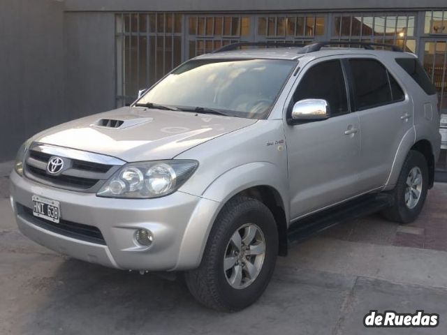 Toyota Hilux SW4 Usado en Mendoza, deRuedas