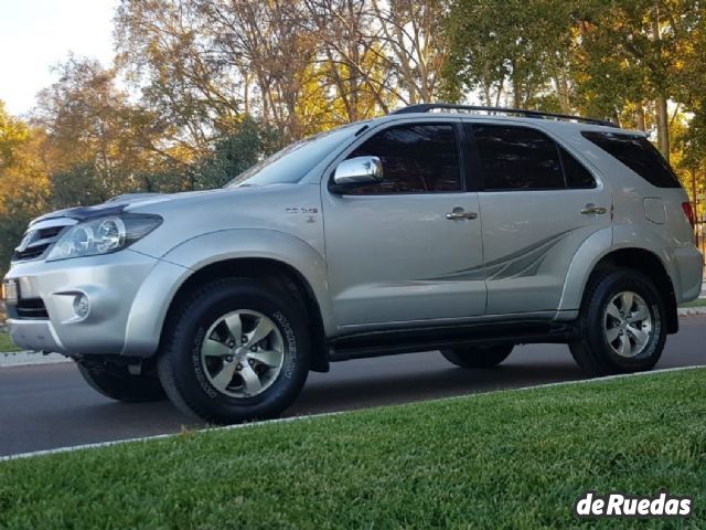 Toyota Hilux SW4 Usado en Mendoza, deRuedas