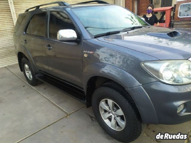Toyota Hilux SW4 Usado en Mendoza, deRuedas