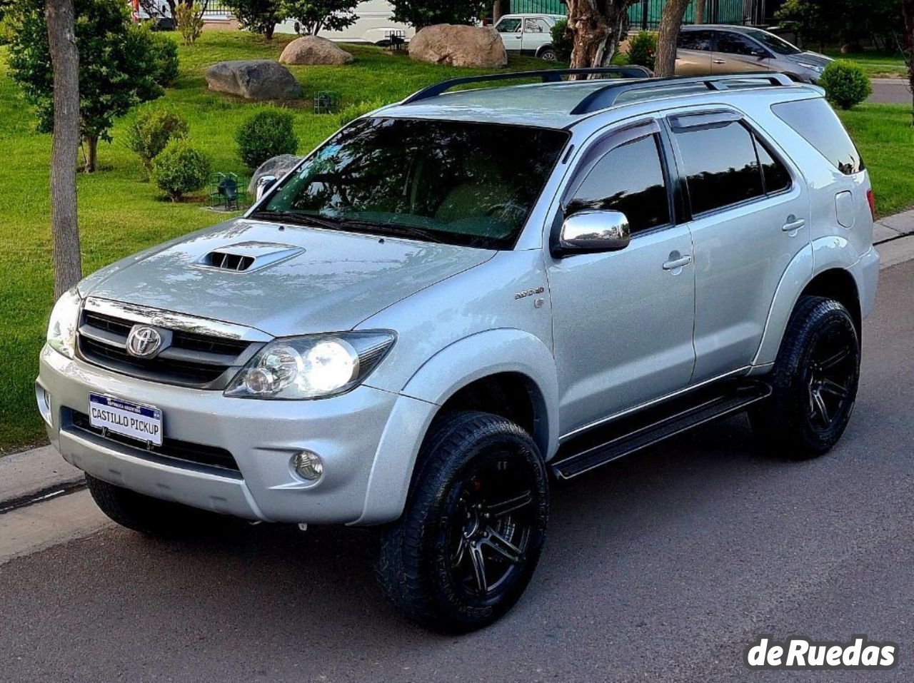 Toyota Hilux SW4 Usado en Mendoza, deRuedas