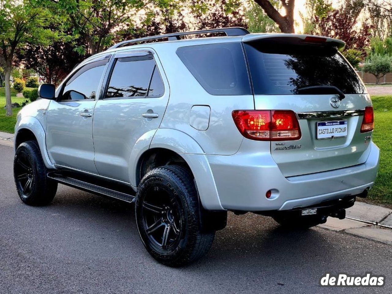 Toyota Hilux SW4 Usado en Mendoza, deRuedas