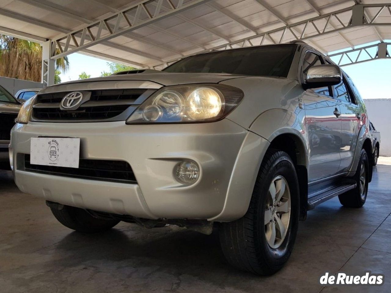 Toyota Hilux SW4 Usado en Mendoza, deRuedas