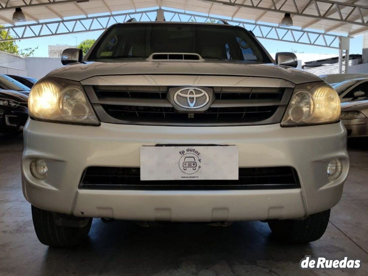 Toyota Hilux SW4 Usado en Mendoza, deRuedas