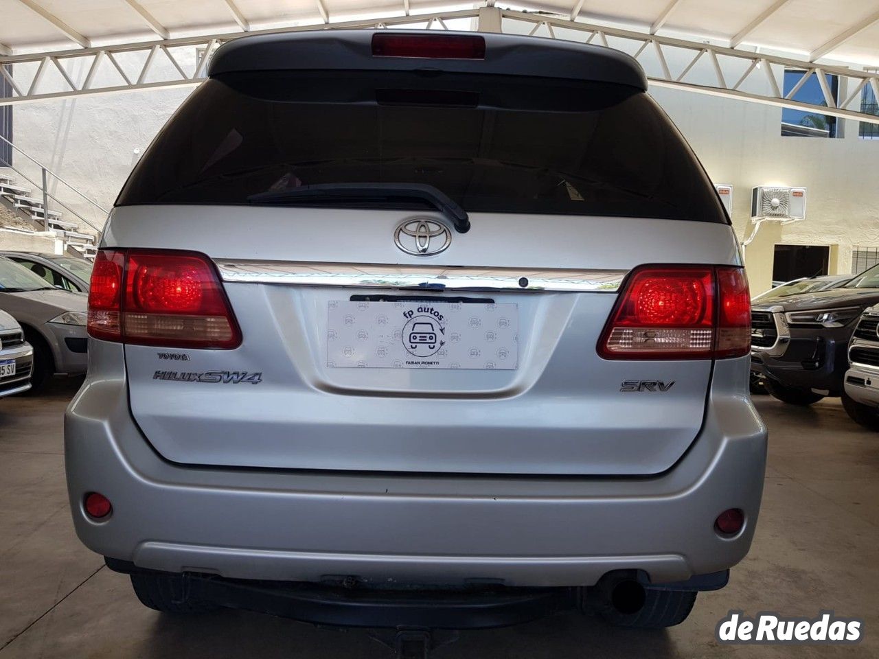 Toyota Hilux SW4 Usado en Mendoza, deRuedas