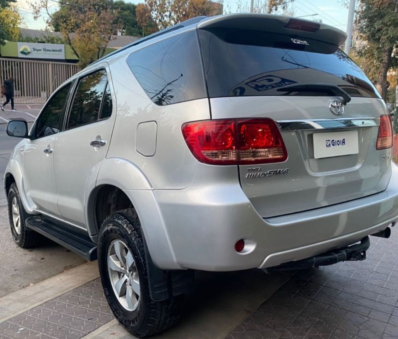 Toyota Hilux SW4 Usado en Mendoza, deRuedas