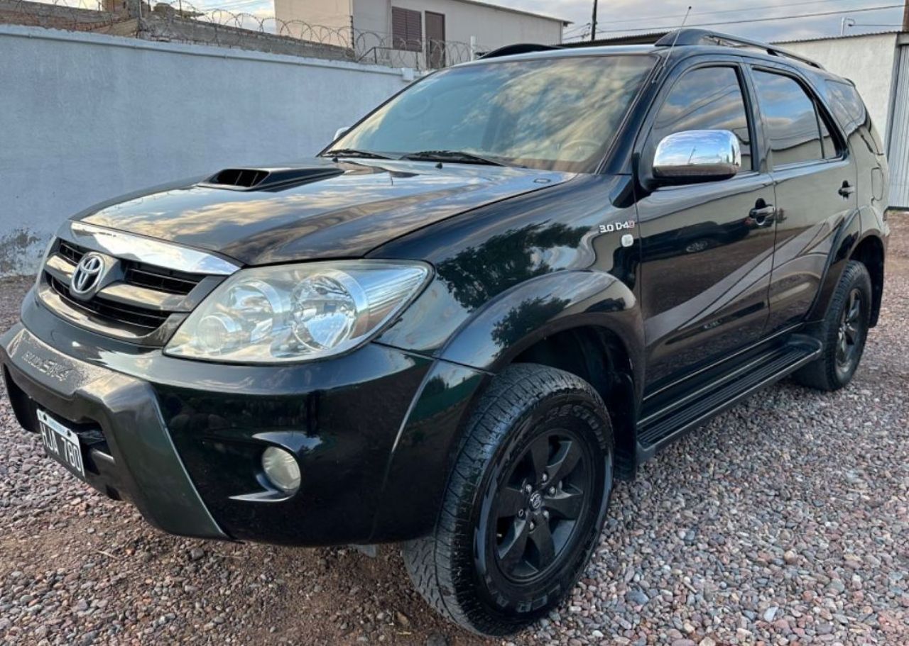 Toyota Hilux SW4 Usado en Mendoza, deRuedas