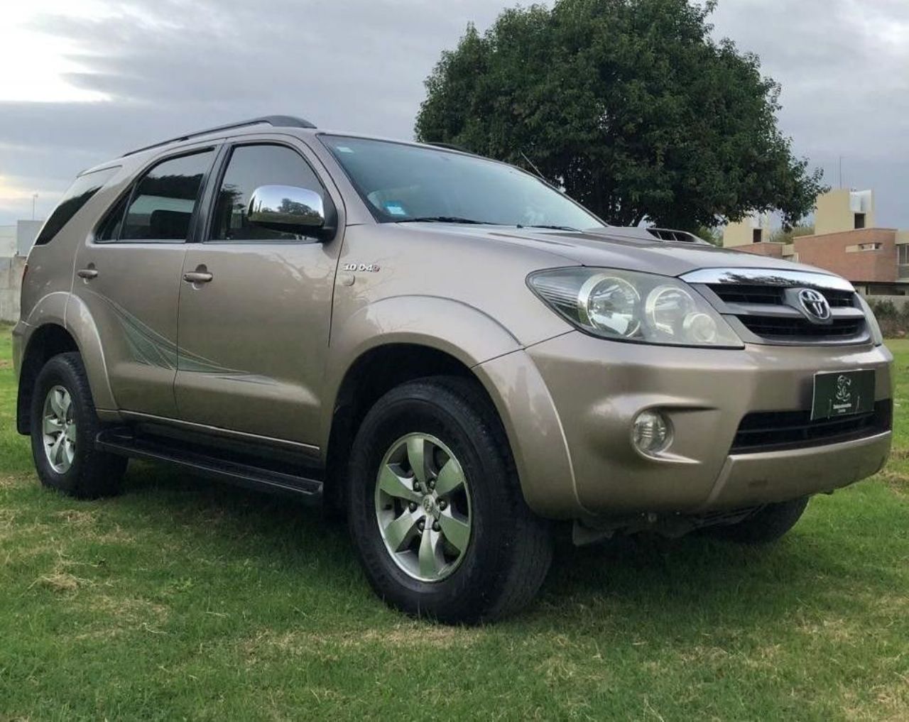 Toyota Hilux SW4 Usado en Córdoba, deRuedas