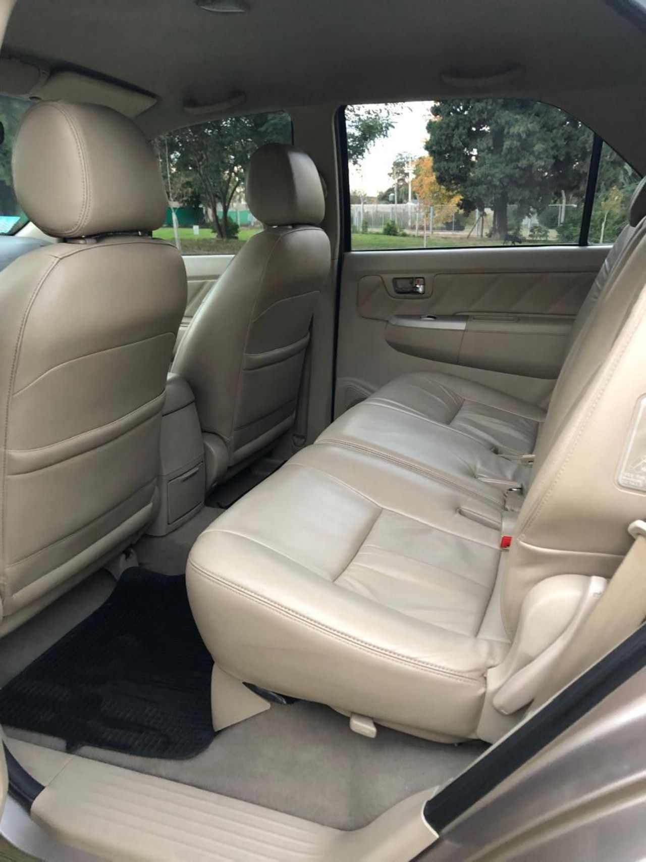 Toyota Hilux SW4 Usado en Córdoba, deRuedas