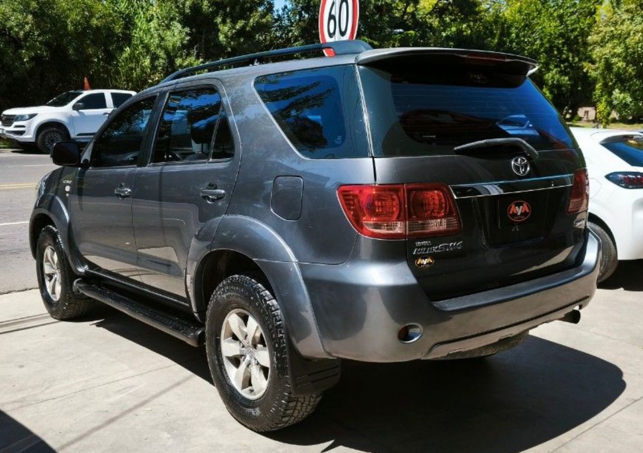 Toyota Hilux SW4 Usado en Mendoza, deRuedas