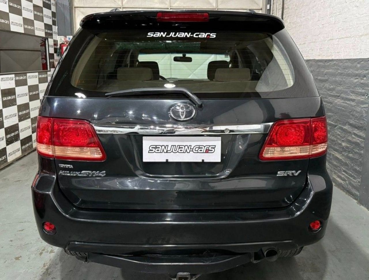 Toyota Hilux SW4 Usado en San Juan, deRuedas