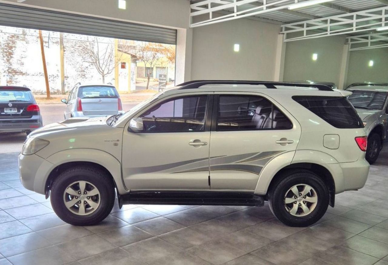 Toyota Hilux SW4 Usado en Mendoza, deRuedas