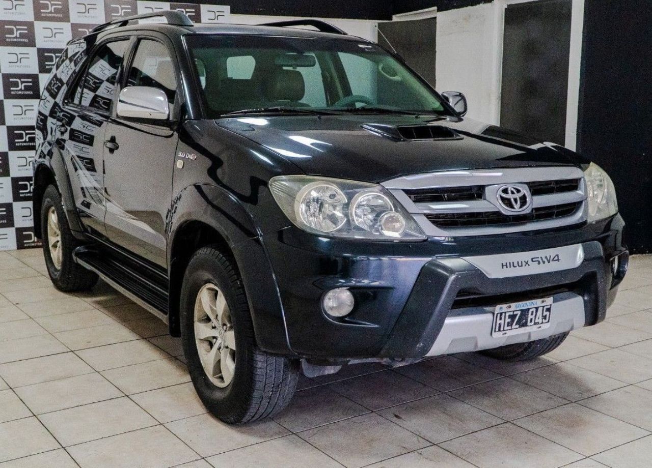 Toyota Hilux SW4 Usado en Mendoza, deRuedas