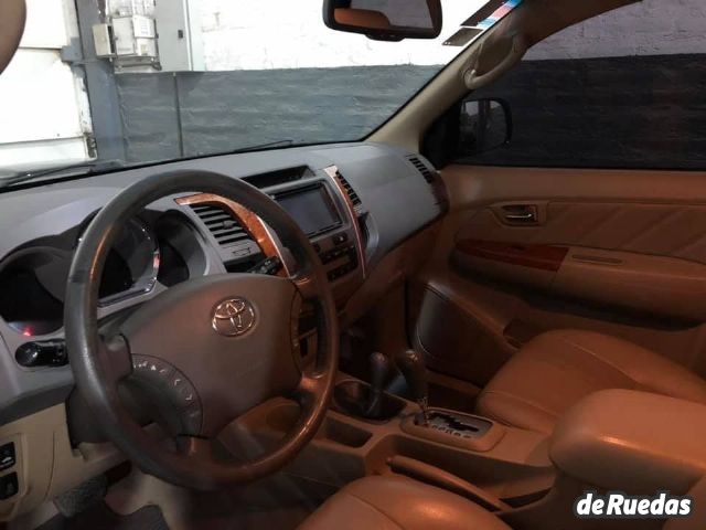 Toyota Hilux SW4 Usado en San Juan, deRuedas