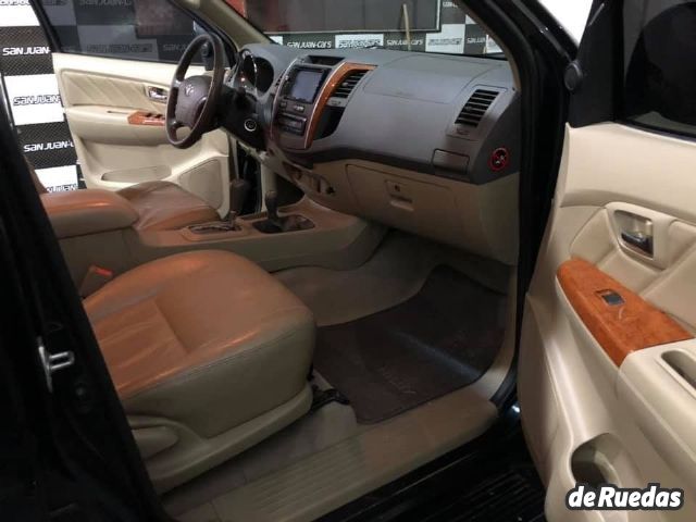 Toyota Hilux SW4 Usado en San Juan, deRuedas