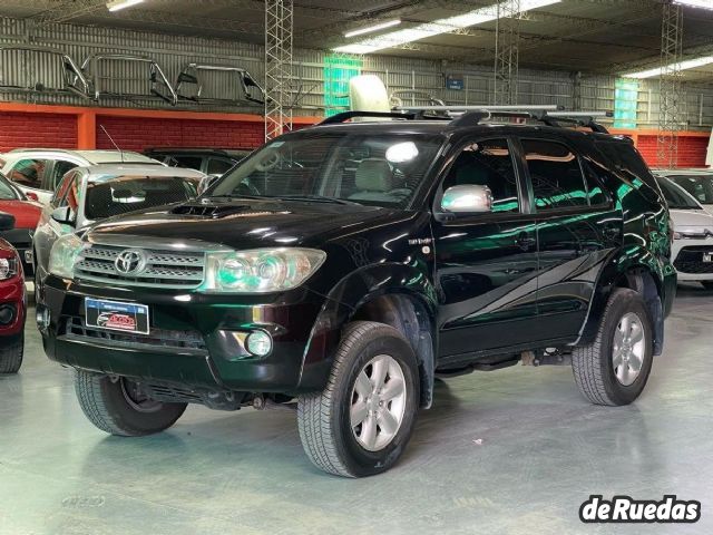 Toyota Hilux SW4 Usado en San Juan, deRuedas