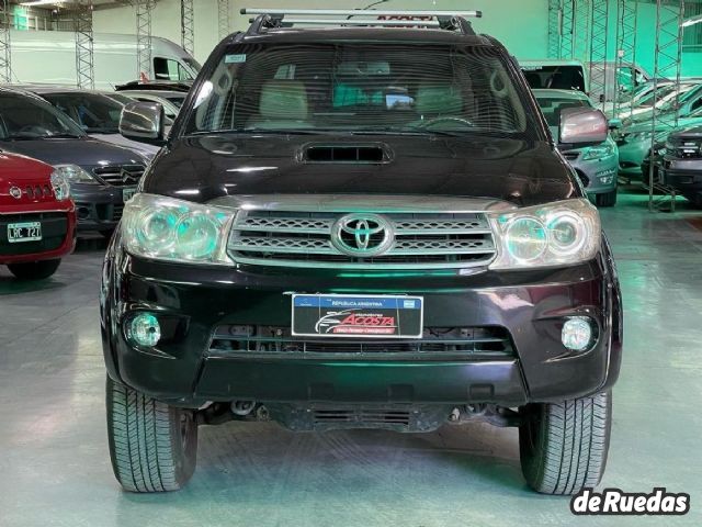 Toyota Hilux SW4 Usado en San Juan, deRuedas