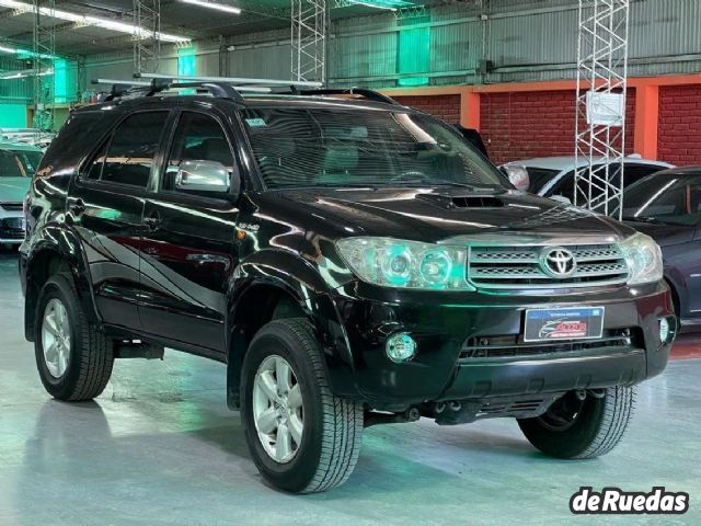 Toyota Hilux SW4 Usado en San Juan, deRuedas