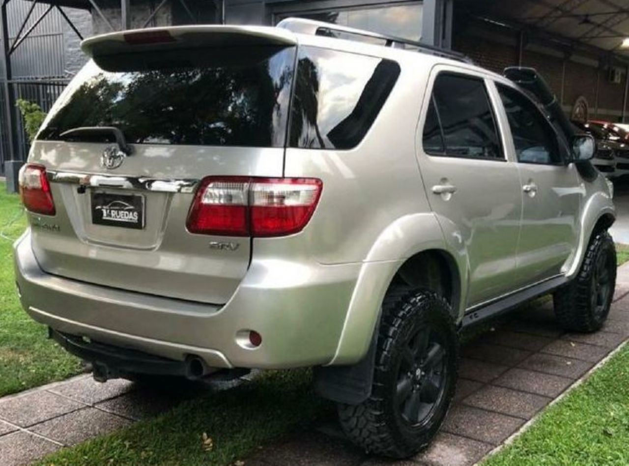 Toyota Hilux SW4 Usado en Mendoza, deRuedas
