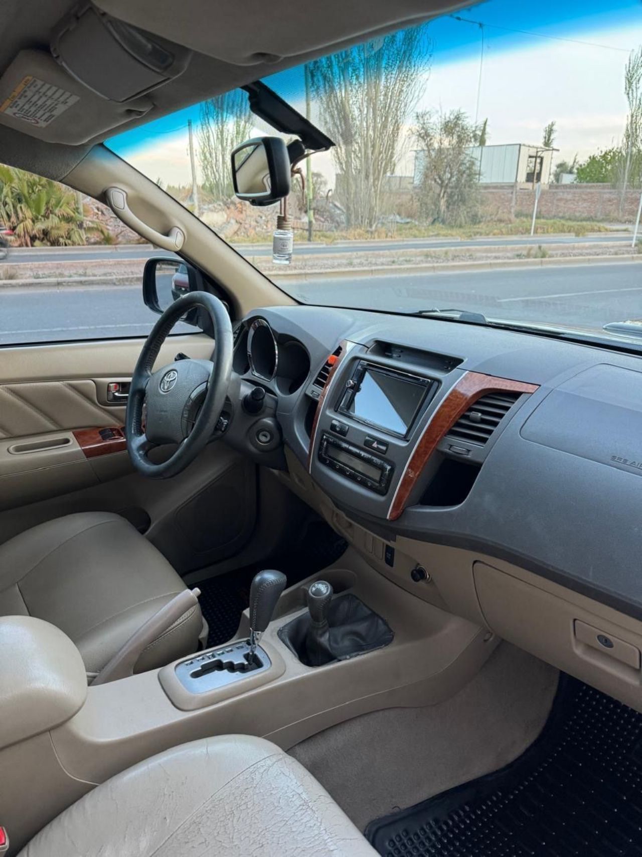 Toyota Hilux SW4 Usado en Mendoza, deRuedas