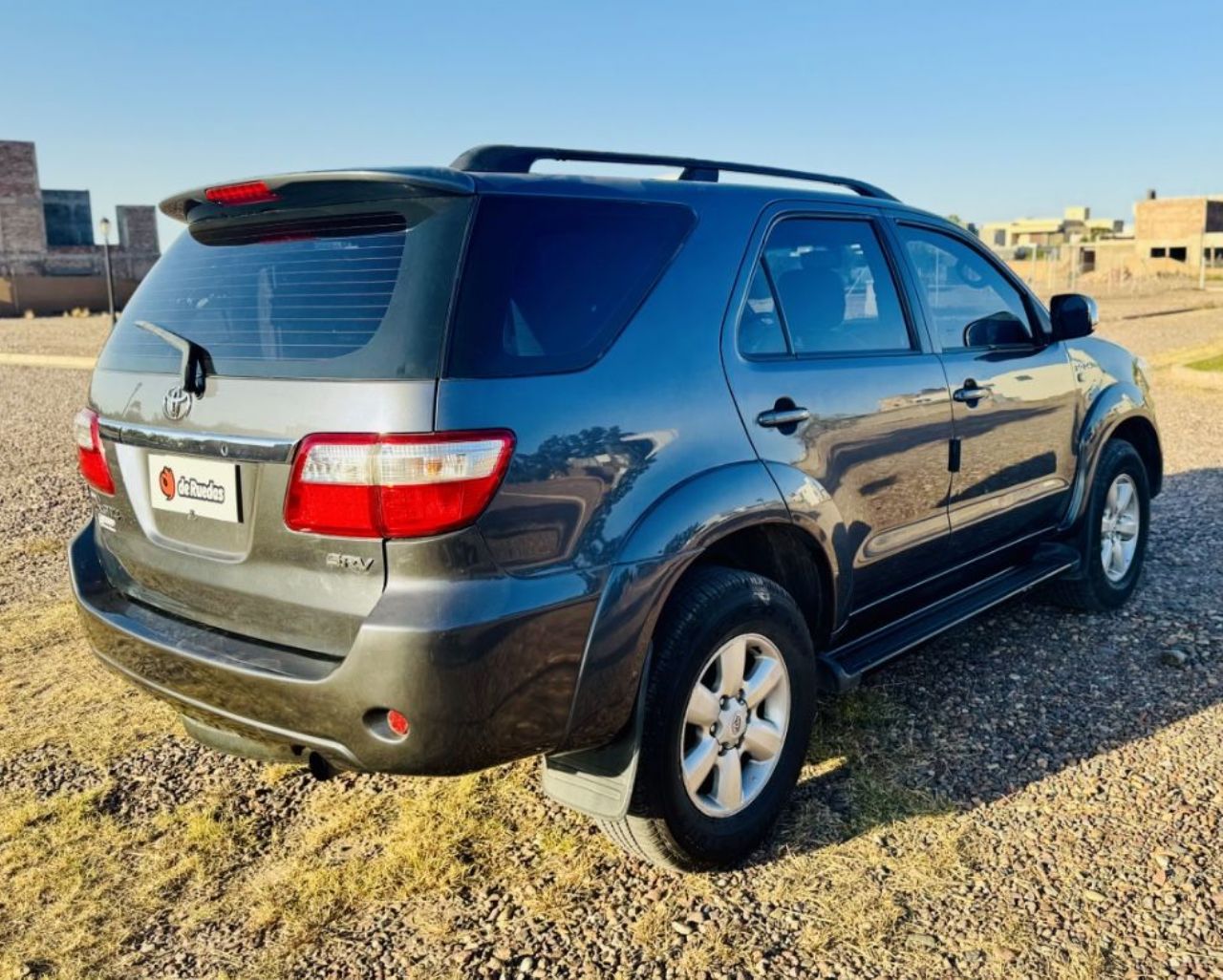 Toyota Hilux SW4 Usado Financiado en Mendoza, deRuedas