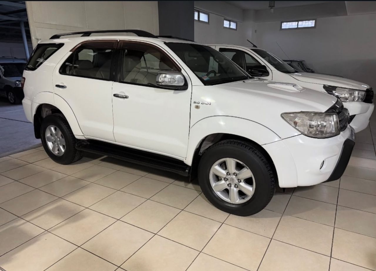 Toyota Hilux SW4 Usado en Mendoza, deRuedas