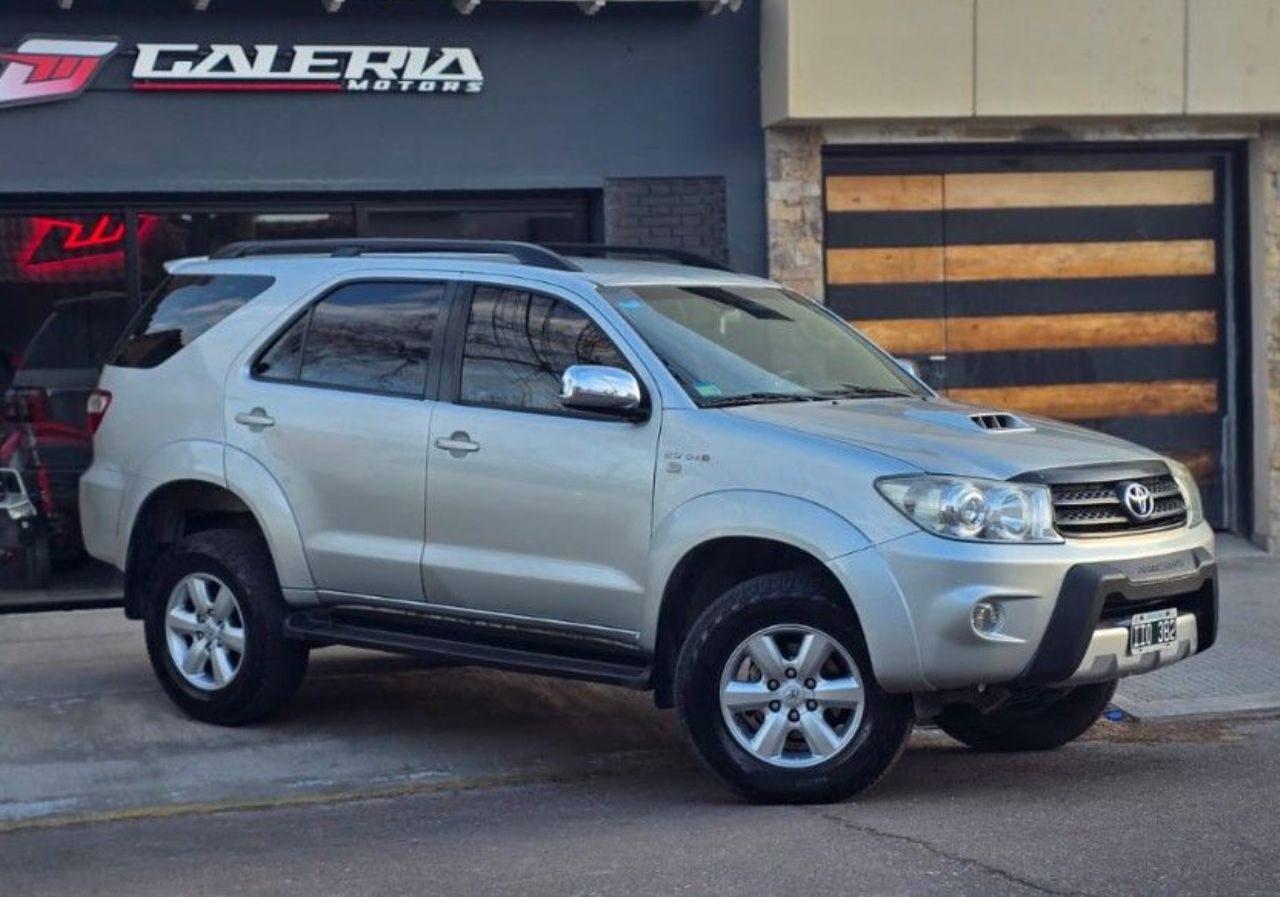 Toyota Hilux SW4 Usado en Mendoza, deRuedas