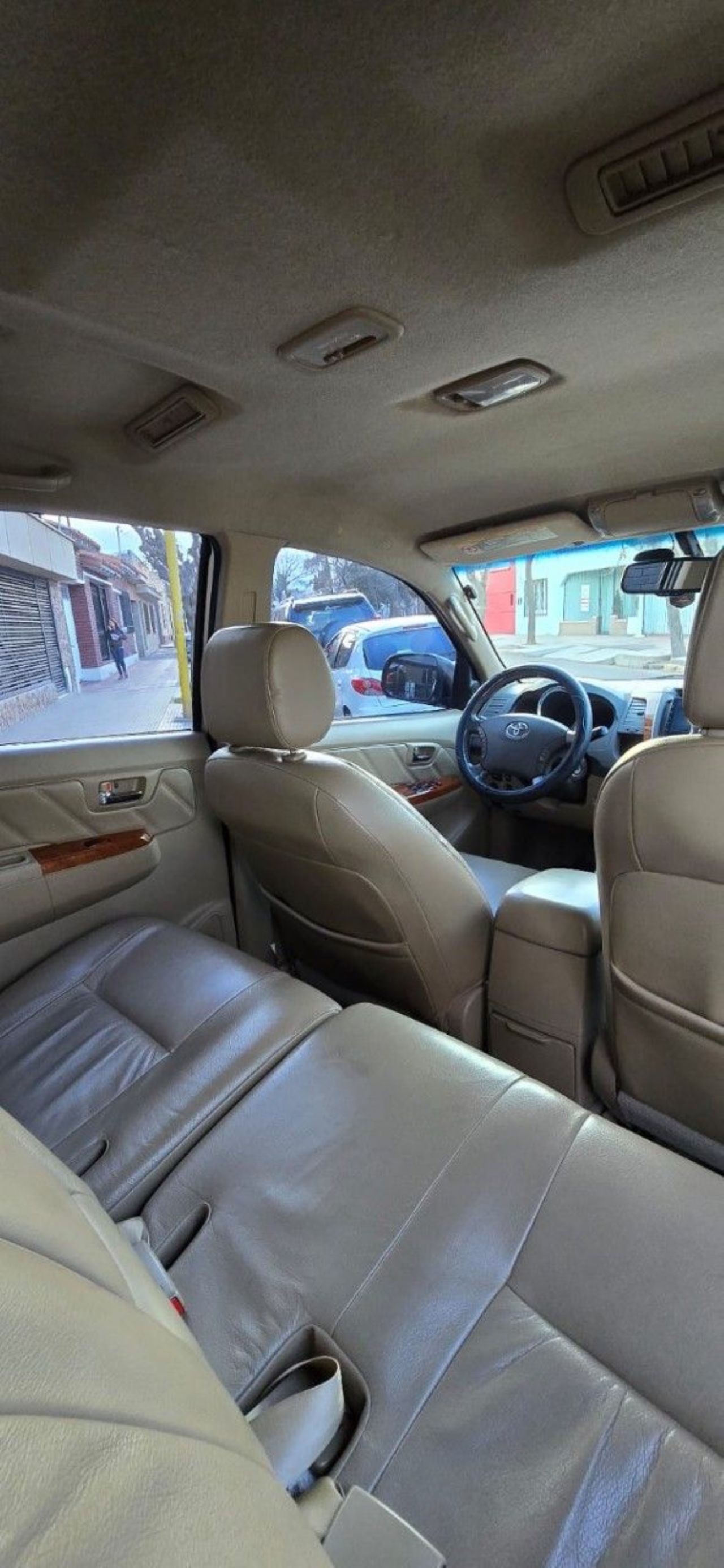 Toyota Hilux SW4 Usado en Mendoza, deRuedas