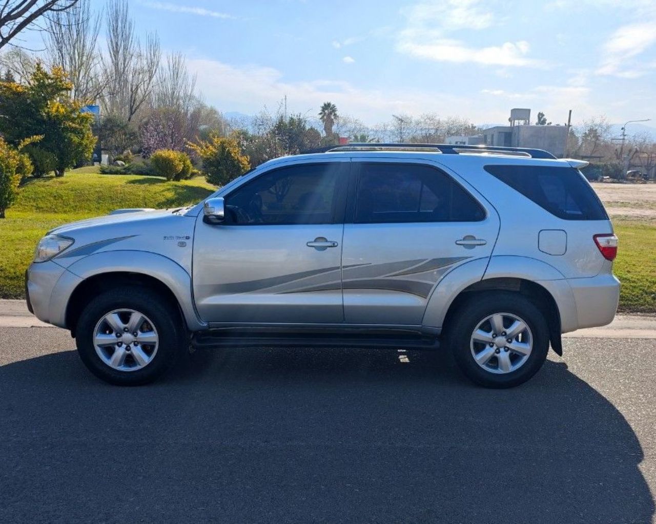 Toyota Hilux SW4 Usado en Mendoza, deRuedas