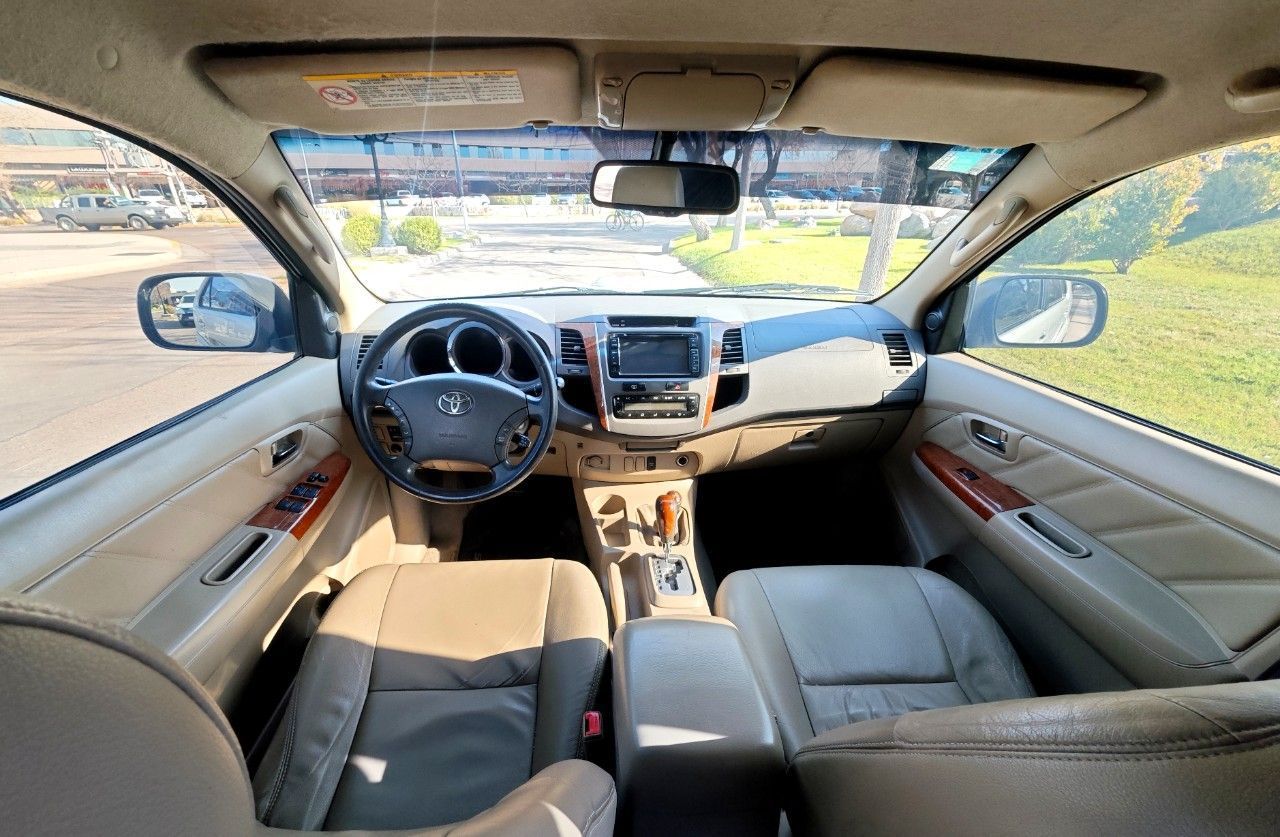 Toyota Hilux SW4 Usado en Mendoza, deRuedas