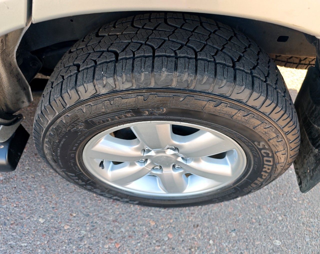 Toyota Hilux SW4 Usado en Mendoza, deRuedas