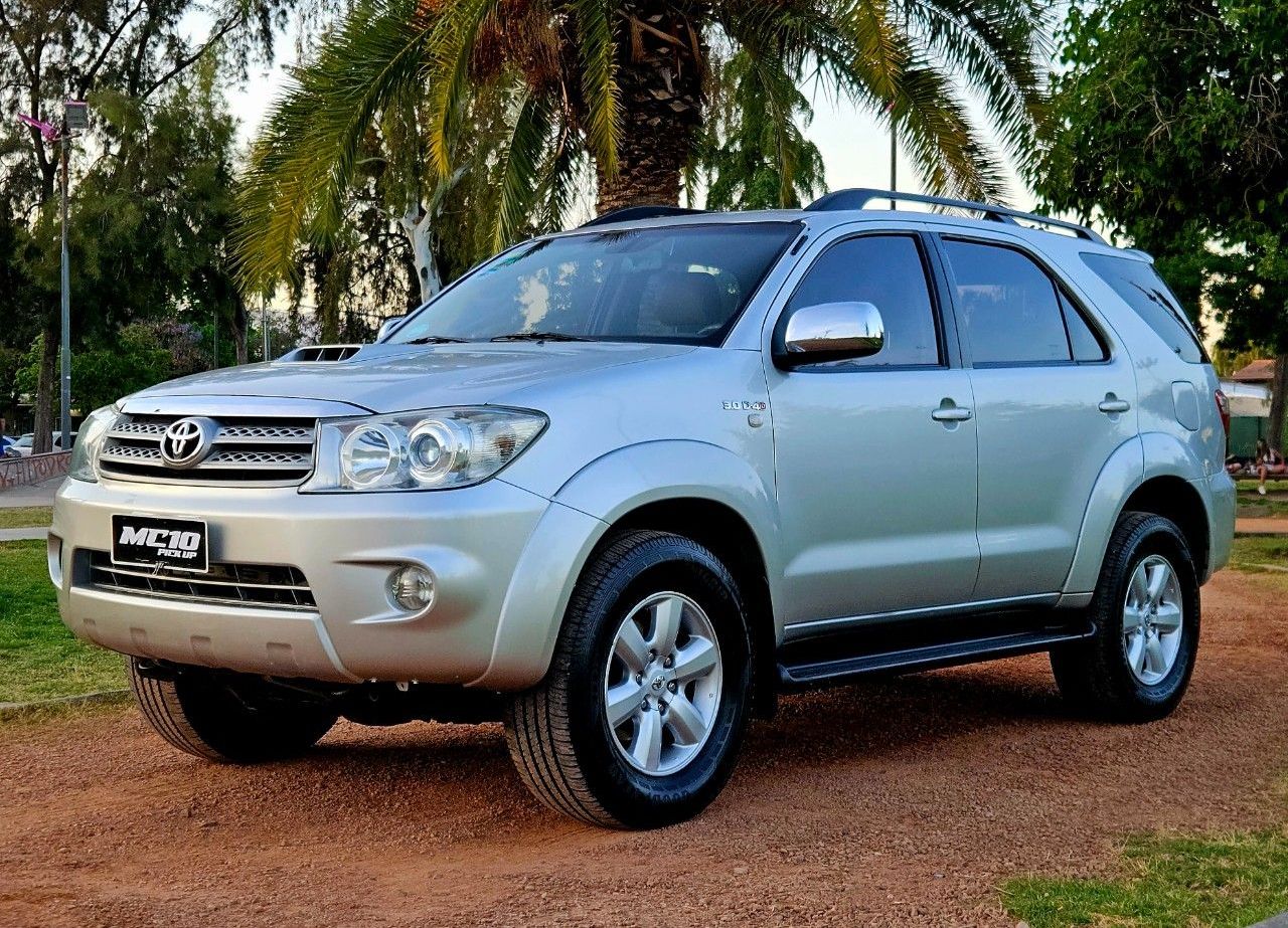 Toyota Hilux SW4 Usado en Mendoza, deRuedas