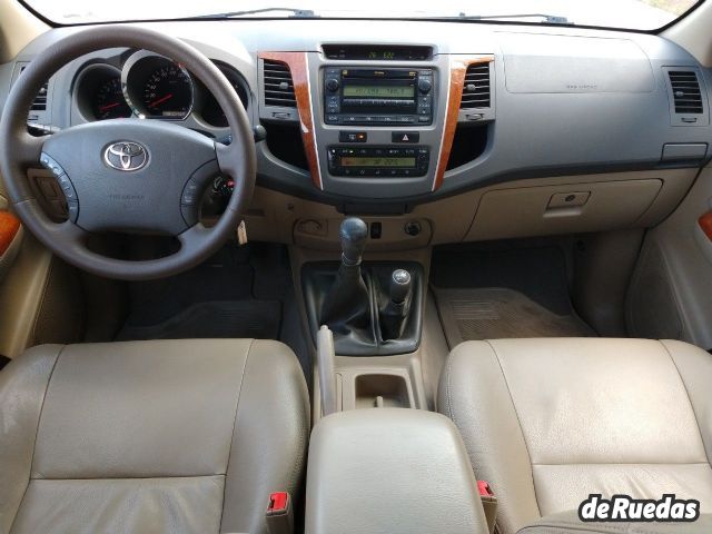 Toyota Hilux SW4 Usado en Mendoza, deRuedas