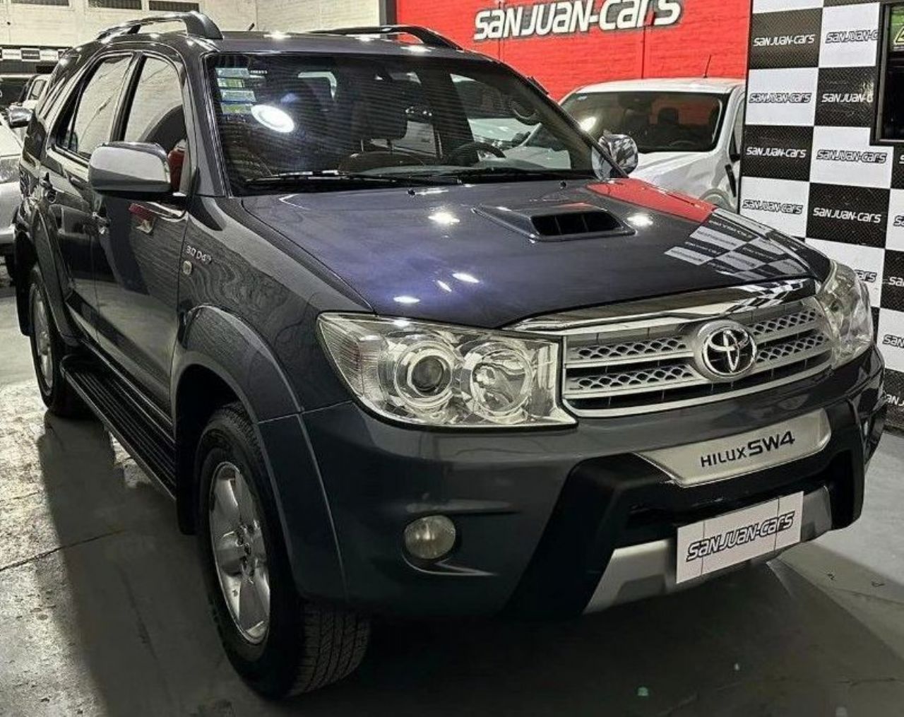 Toyota Hilux SW4 Usado en San Juan, deRuedas