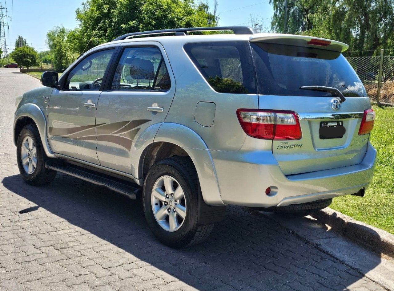 Toyota Hilux SW4 Usado en Mendoza, deRuedas