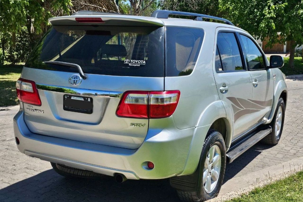 Toyota Hilux SW4 Usado en Mendoza, deRuedas