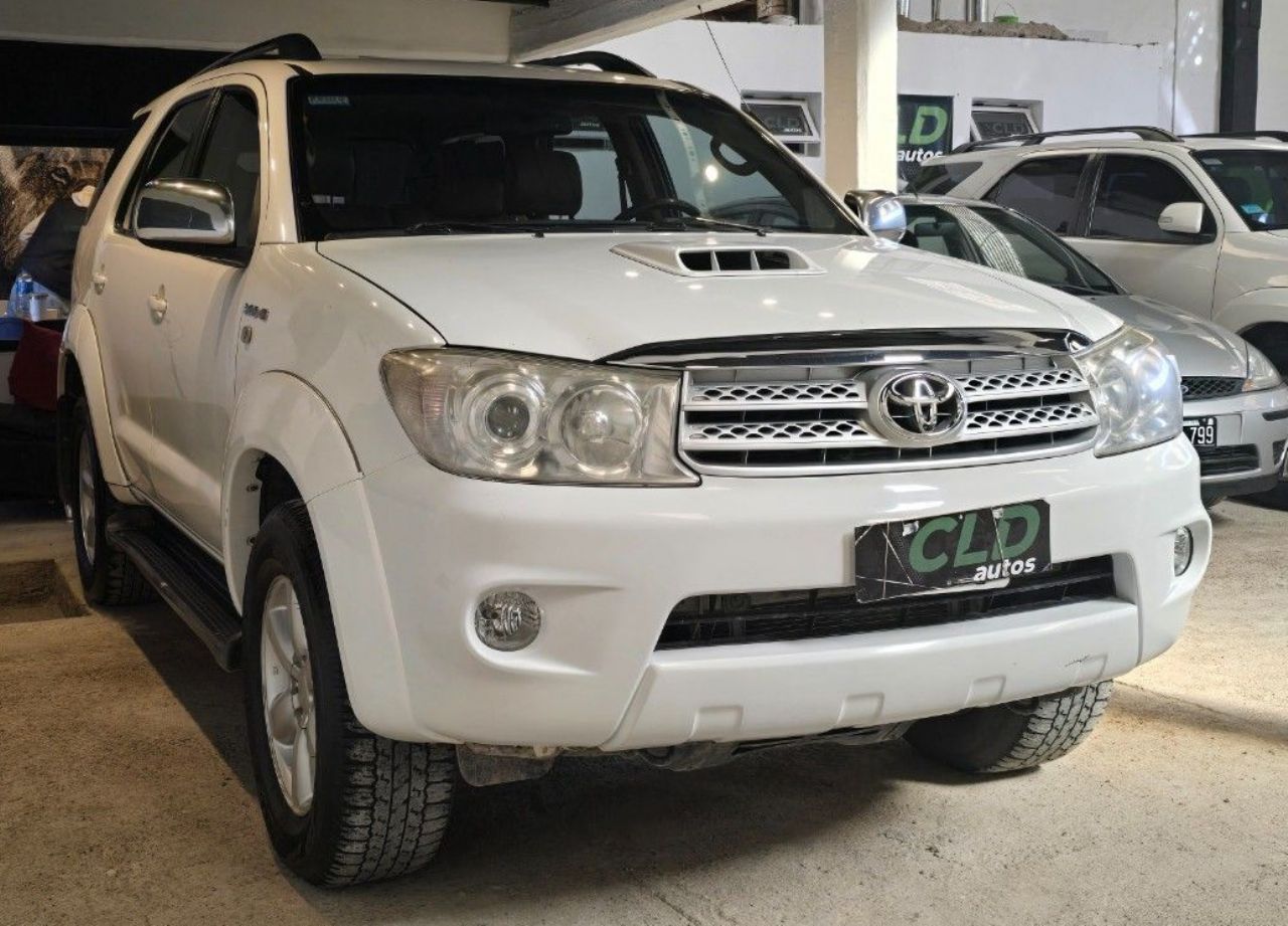Toyota Hilux SW4 Usado Financiado en Mendoza, deRuedas