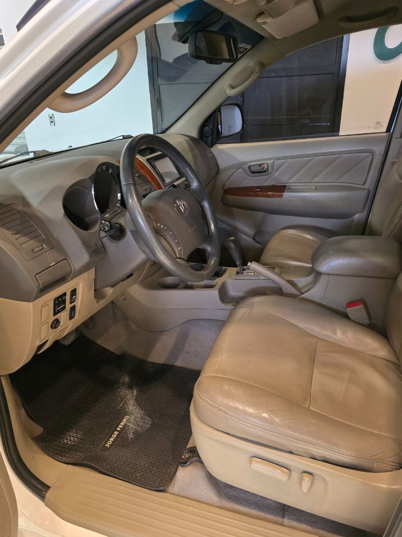 Toyota Hilux SW4 Usado Financiado en Mendoza, deRuedas