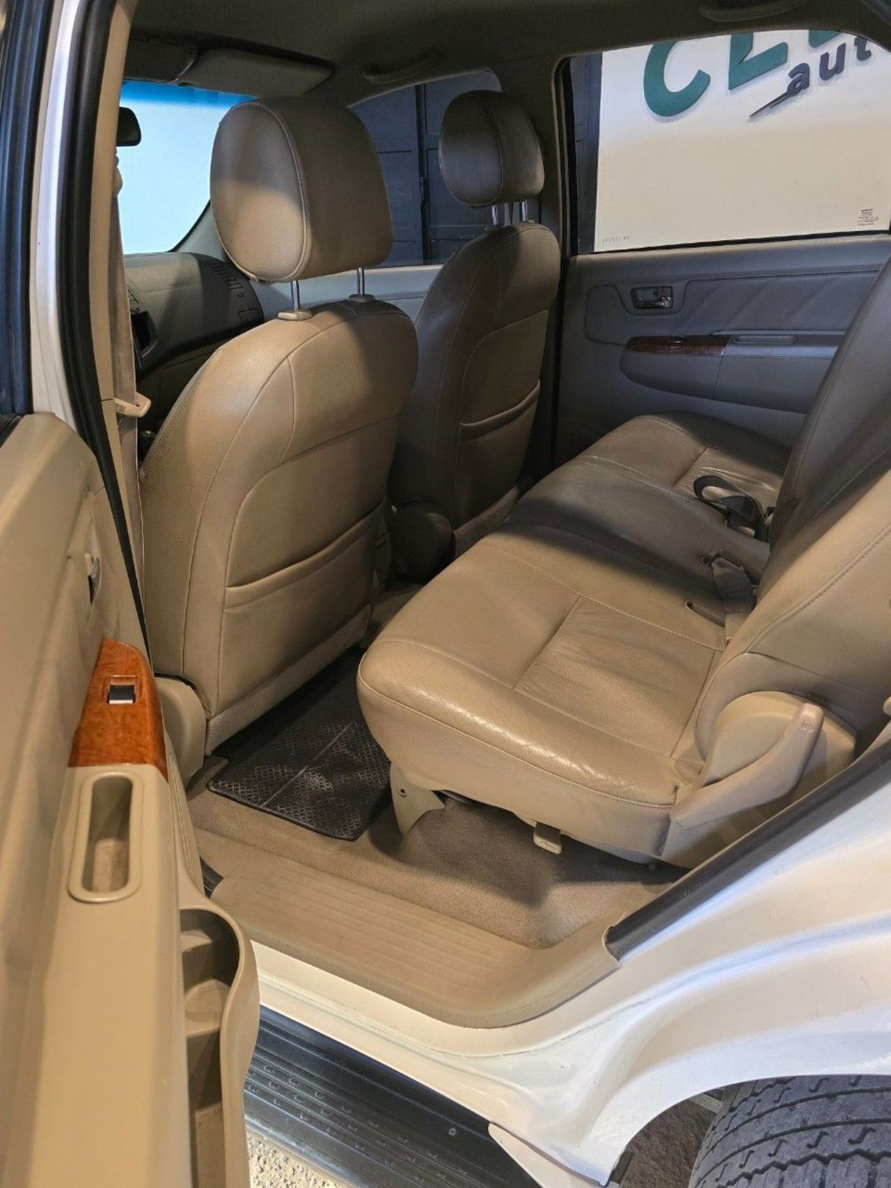 Toyota Hilux SW4 Usado Financiado en Mendoza, deRuedas