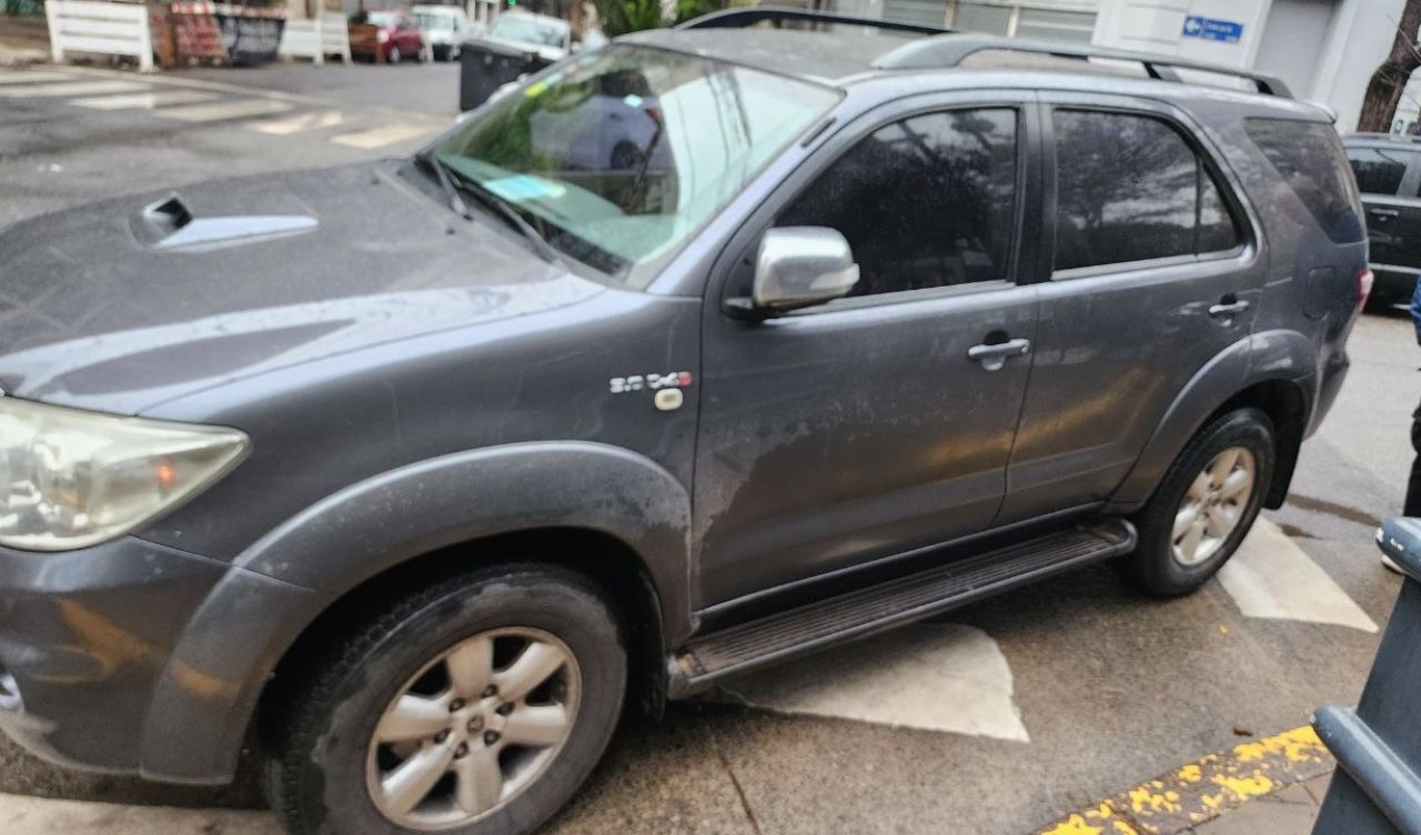 Toyota Hilux SW4 Usado en Buenos Aires, deRuedas