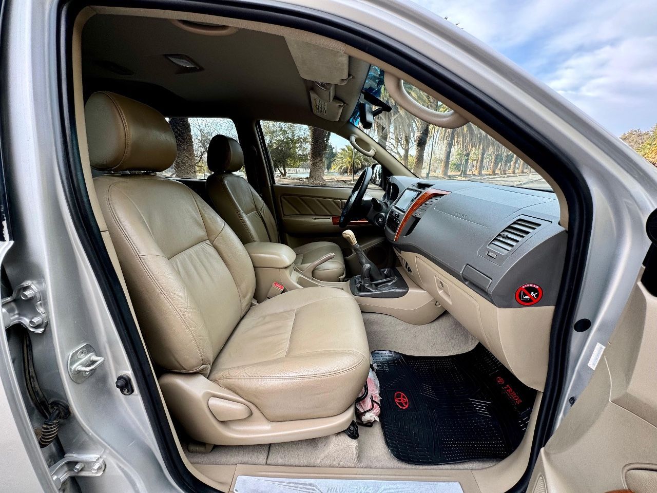 Toyota Hilux SW4 Usado Financiado en Mendoza, deRuedas