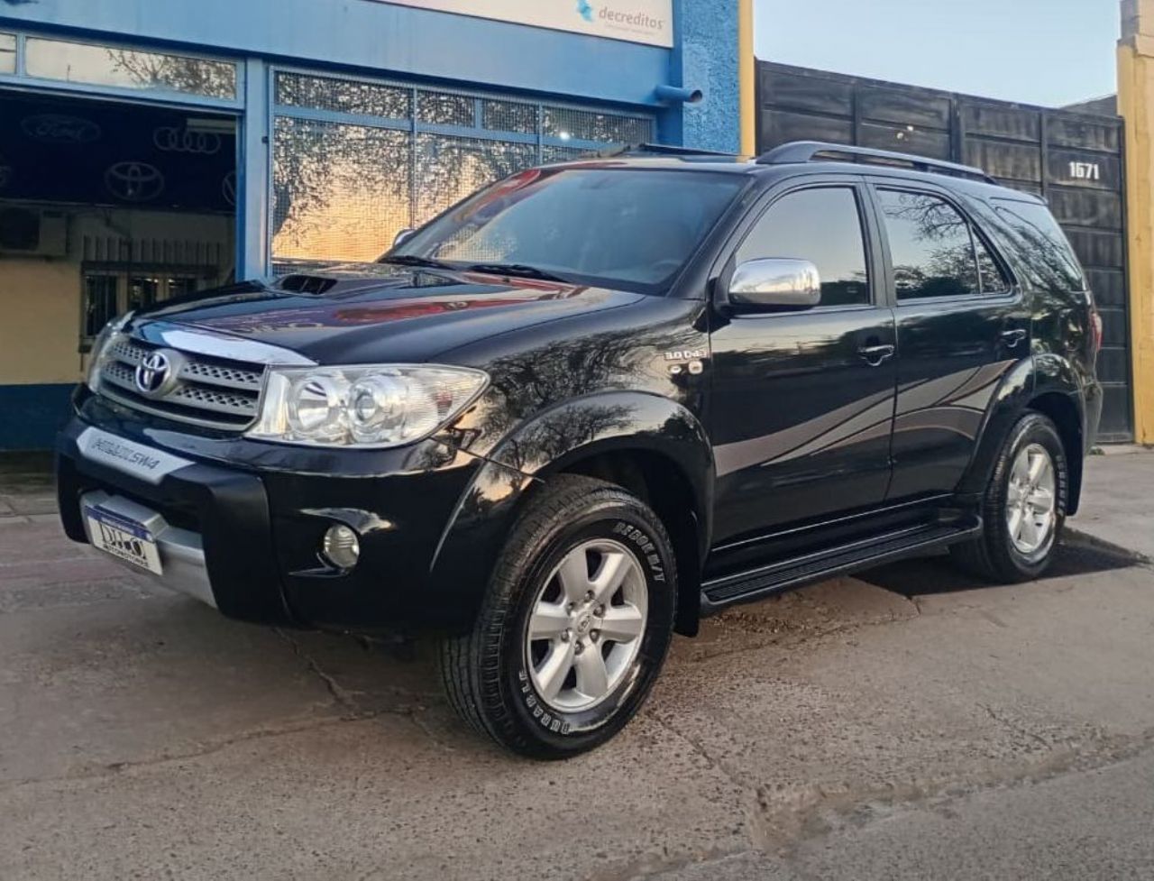 Toyota Hilux SW4 Usado Financiado en Mendoza, deRuedas