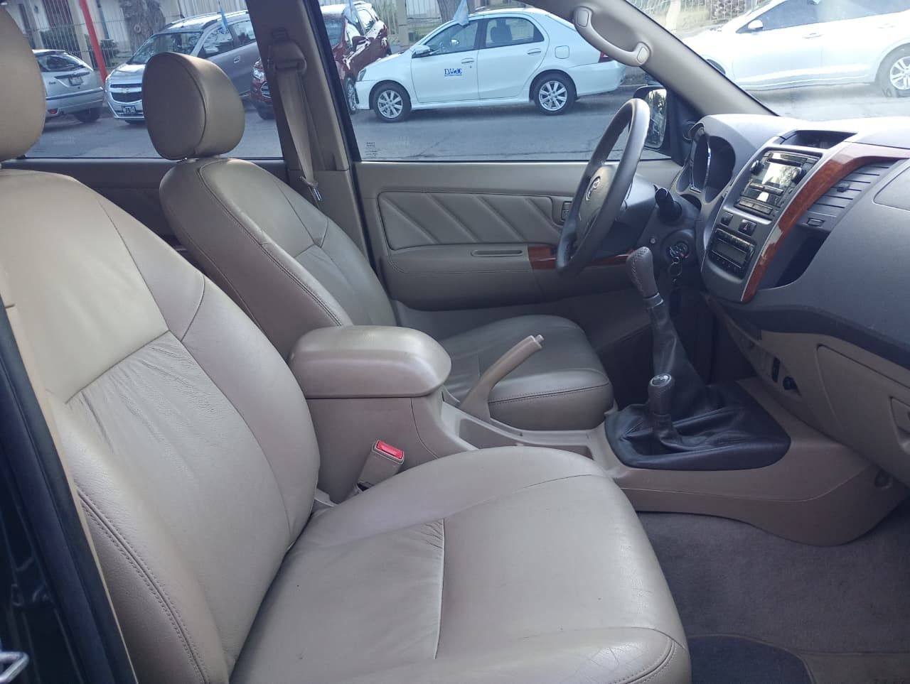 Toyota Hilux SW4 Usado Financiado en Mendoza, deRuedas