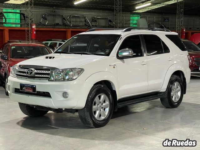 Toyota Hilux SW4 Usado en San Juan, deRuedas